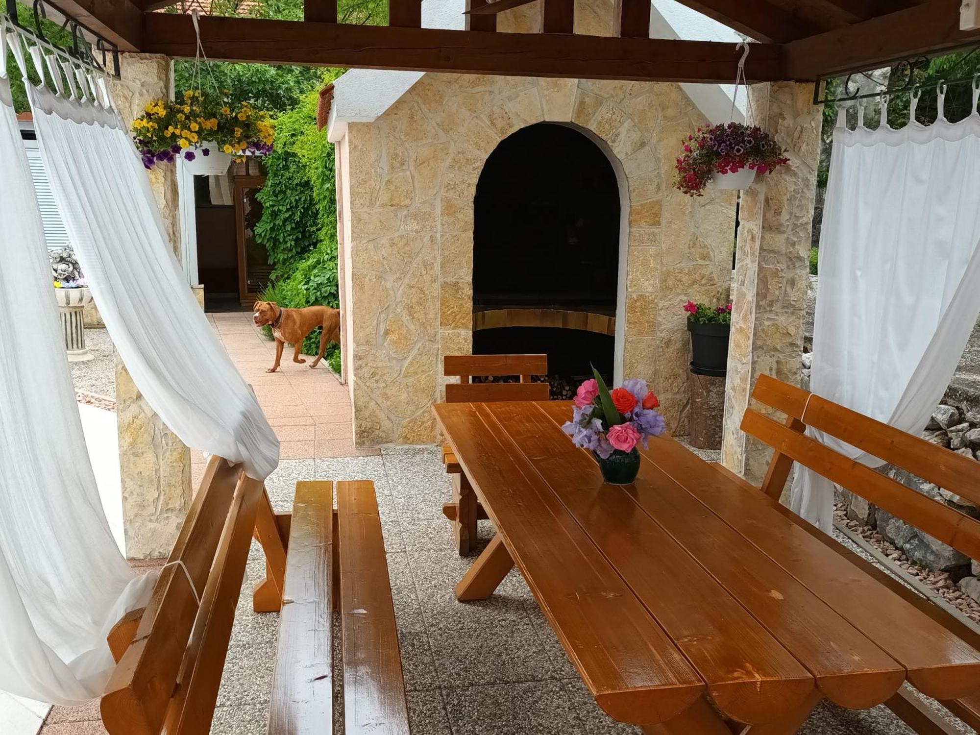 Holiday Home Perunika Zezevica Exteriér fotografie