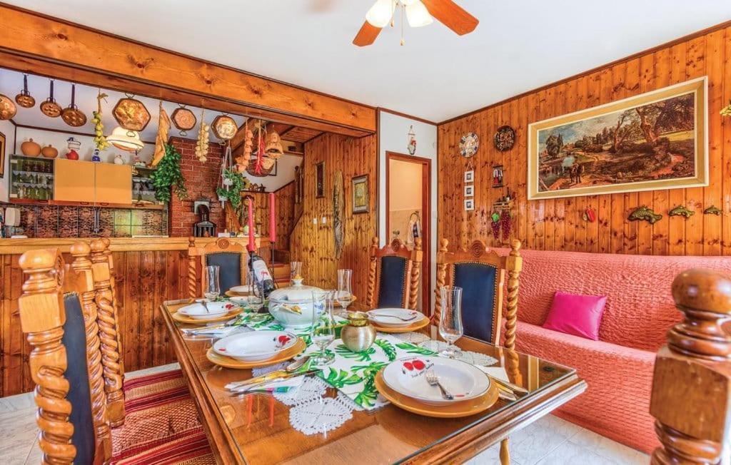 Holiday Home Perunika Zezevica Exteriér fotografie